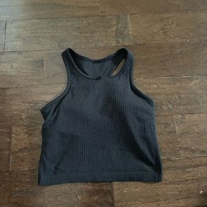 Lululemon black tank top size 6